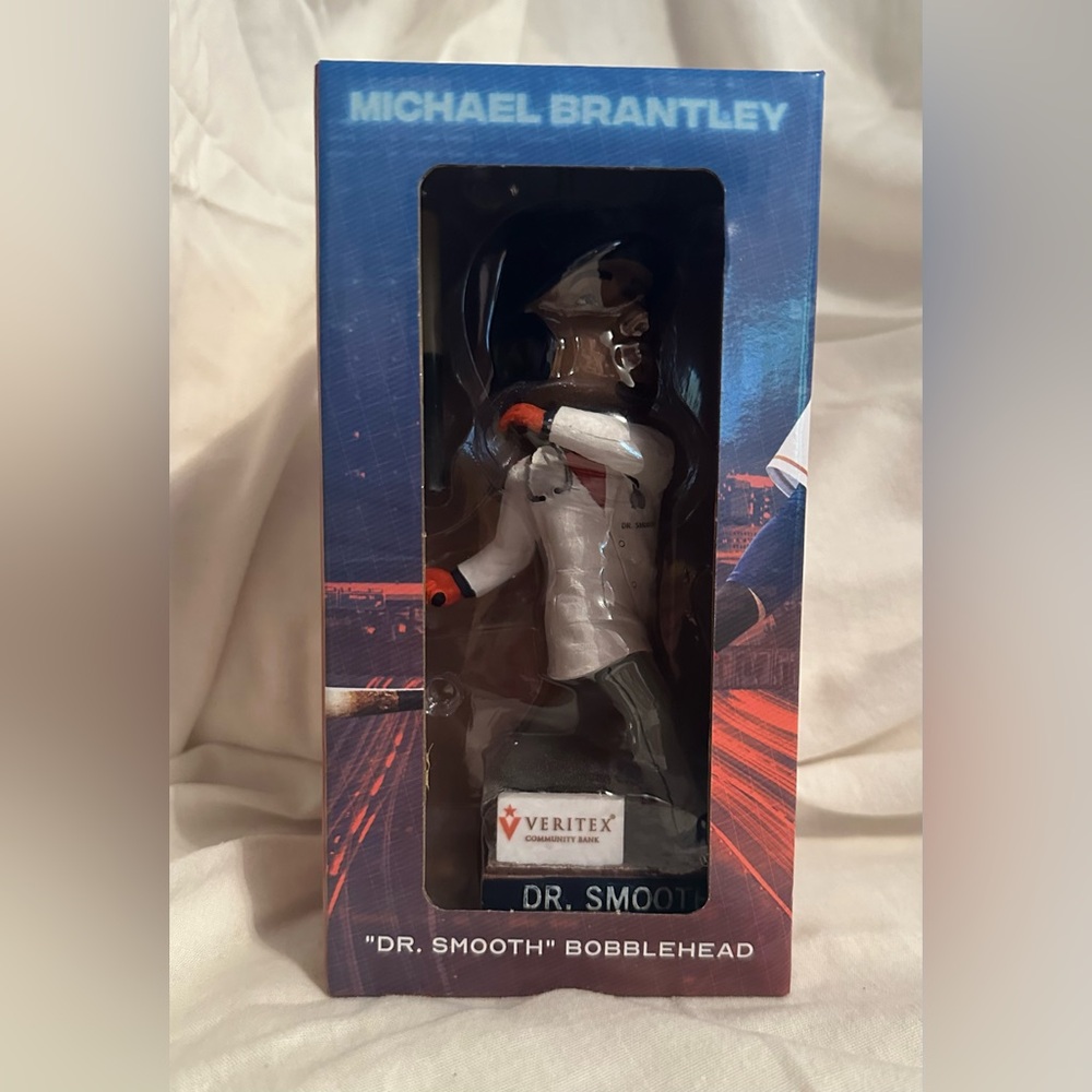 Michael Brantley 2022 SGA Houston Astros "Dr Smooth" Bobblehead NIB 8/27/2022